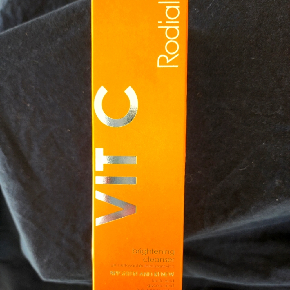 Rodial Vit C Brightening cleanser 4.6 oz